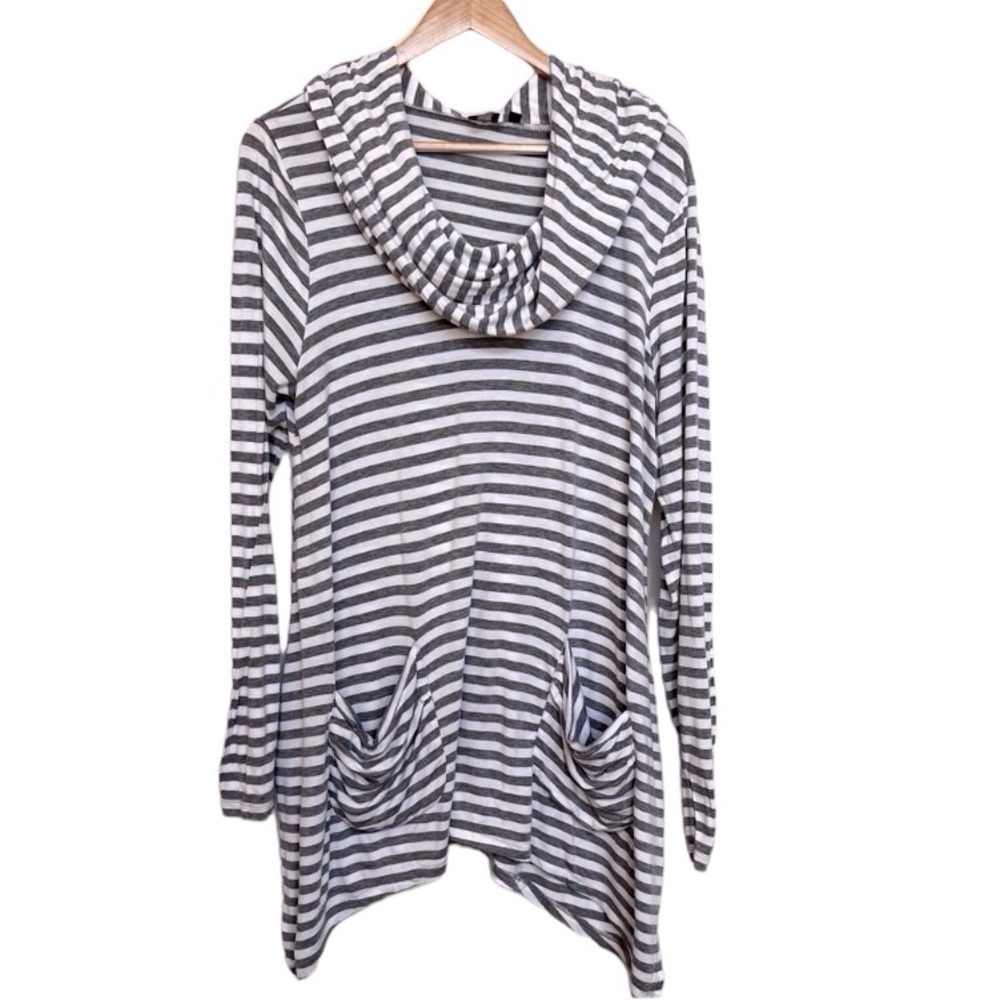 BLUE Saks Fifth Avenue Gray Striped Asymmetrical Hoodie Coverup Women’s Small